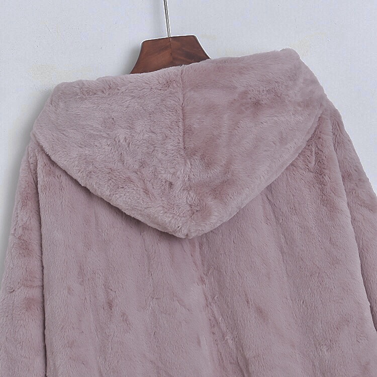 Pink latte เสื้อเฟอร์กันหนาว หมวกฮู้ด เสื้อขน (FLUFFY COAT ) แบรนด์ Pink latte