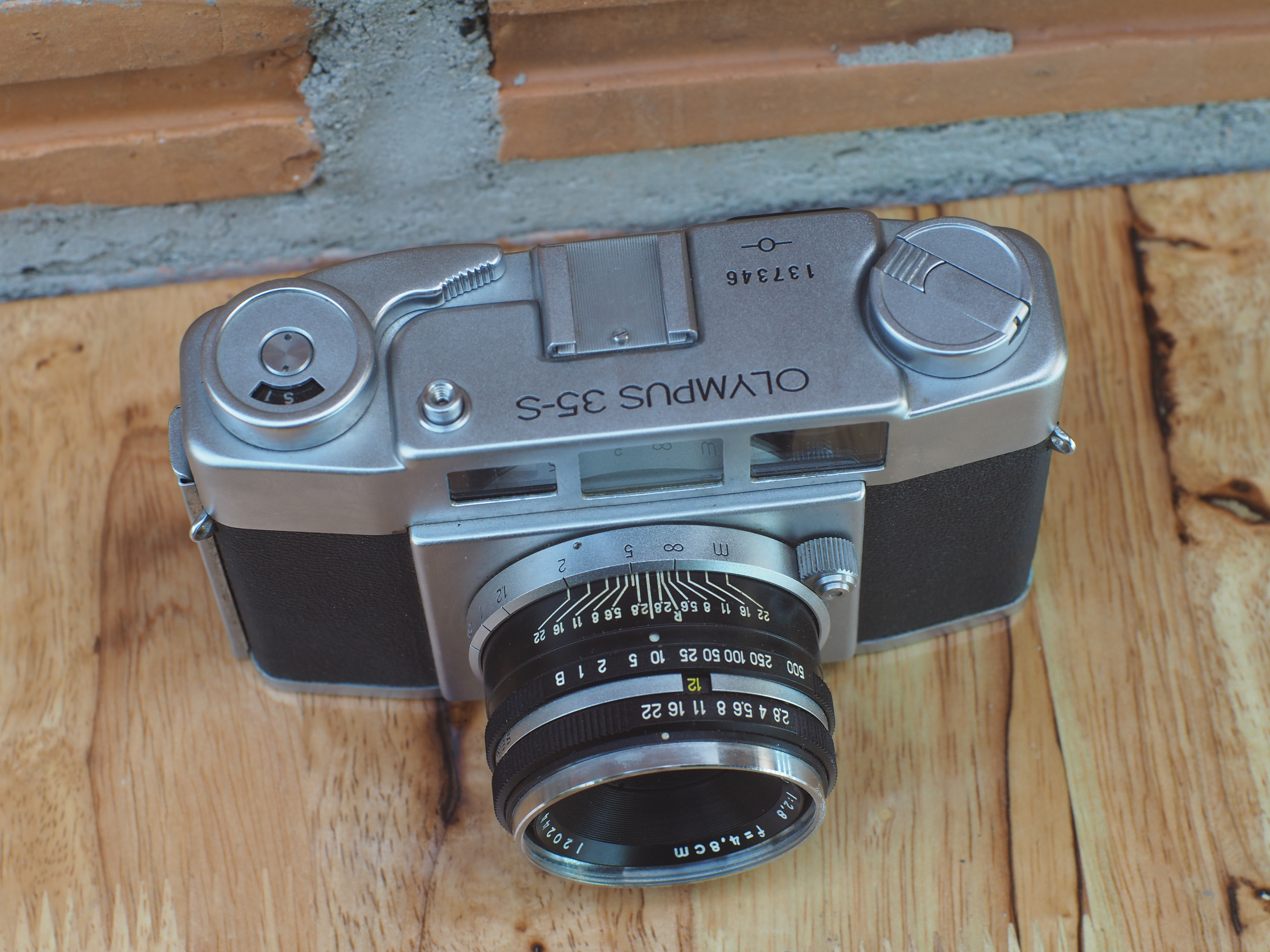 OLYMPUS 35-S II OLYMPUS E.ZUIKO 48MM.F2.8