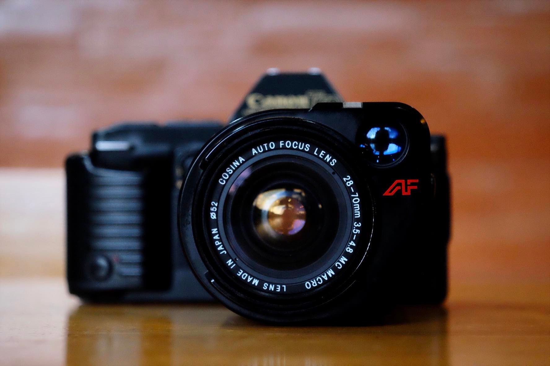 CANON T70