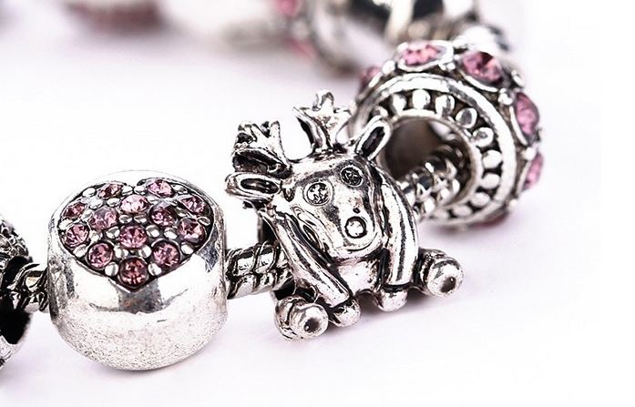 สร้อยข้อมือ Diy สไตล์ Pandora แต่ง ชาร์ม จี้เงิน ธีม หิมะ กวางเลนเดียร์ สลับคริสตัล สีชมพู สีม่วง ห้อยจี้หัวใจ คริสตัลแท้ สุดหรู ของขวัญให้แฟน 451313
