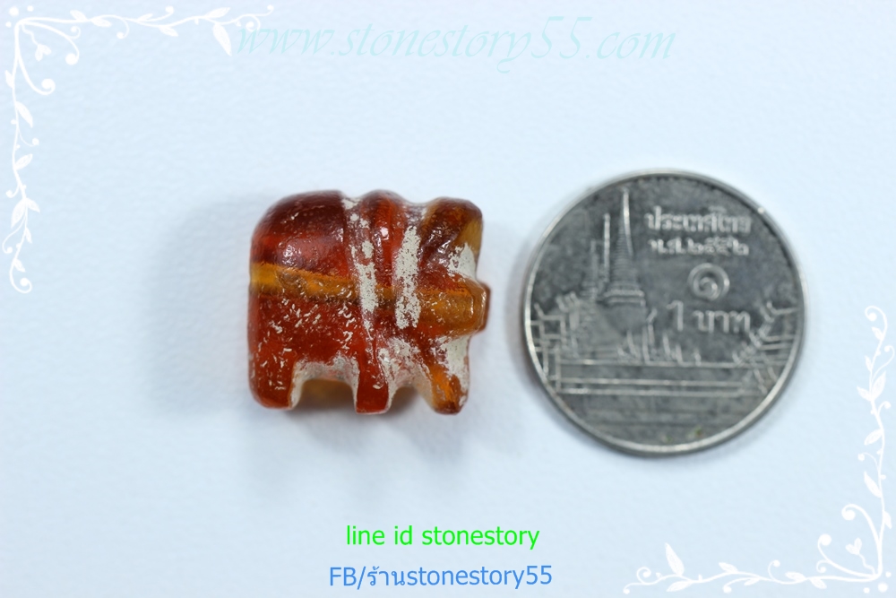 ลูกปัดแก้วแกะช้างเก่า (ขายแล้ว)