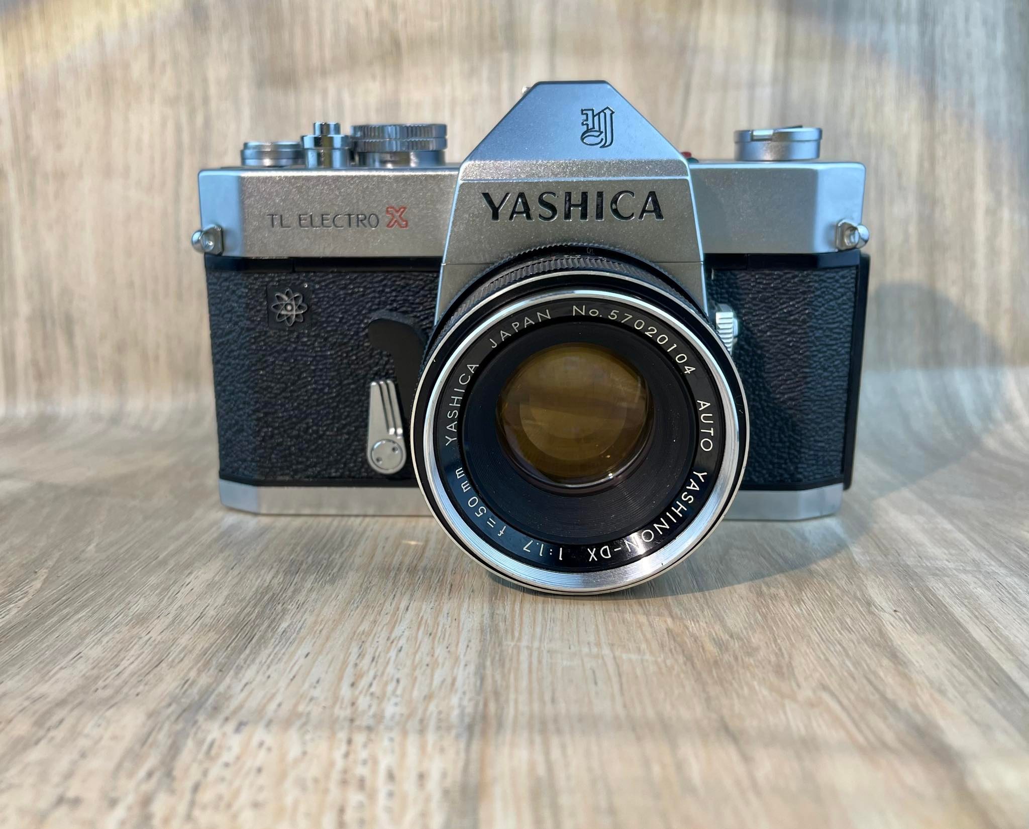 YASHICA TL ELECTRO X YASHICA AUTO YASHINON-DX 50MM.F1.7