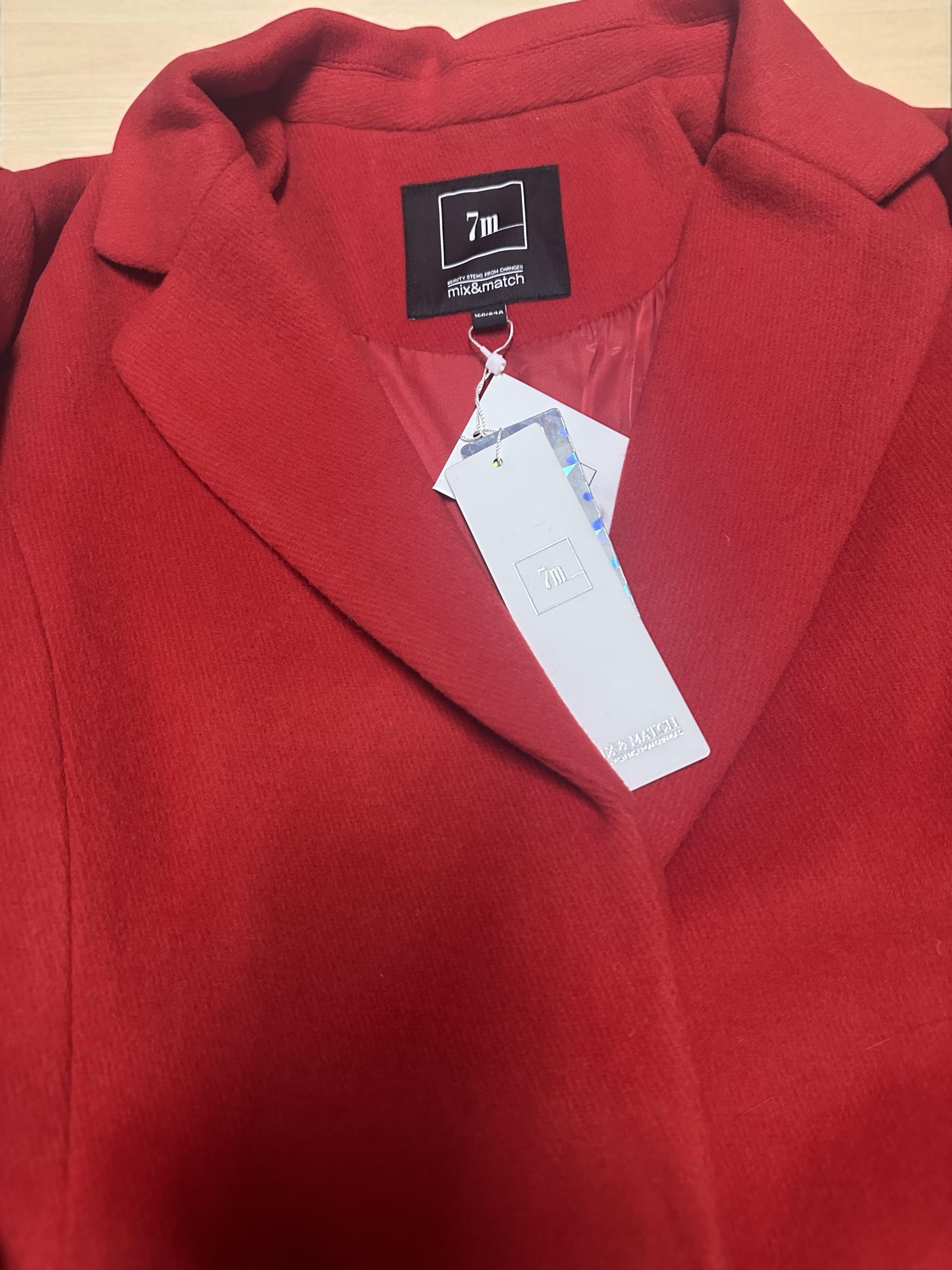 7m mix&match เสื้อโค้ท เสื้อกันหนาว เนื้อผ้าสักหลาดวูล สีแดง แบรนด์ 7m