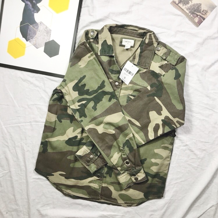 Forever21 เสื้อทหาร เสื้อคลุม สีลายพรางทหาร เสื้อนอก งานสวย เท่ห์มากคะ Forever21 ลายพราง