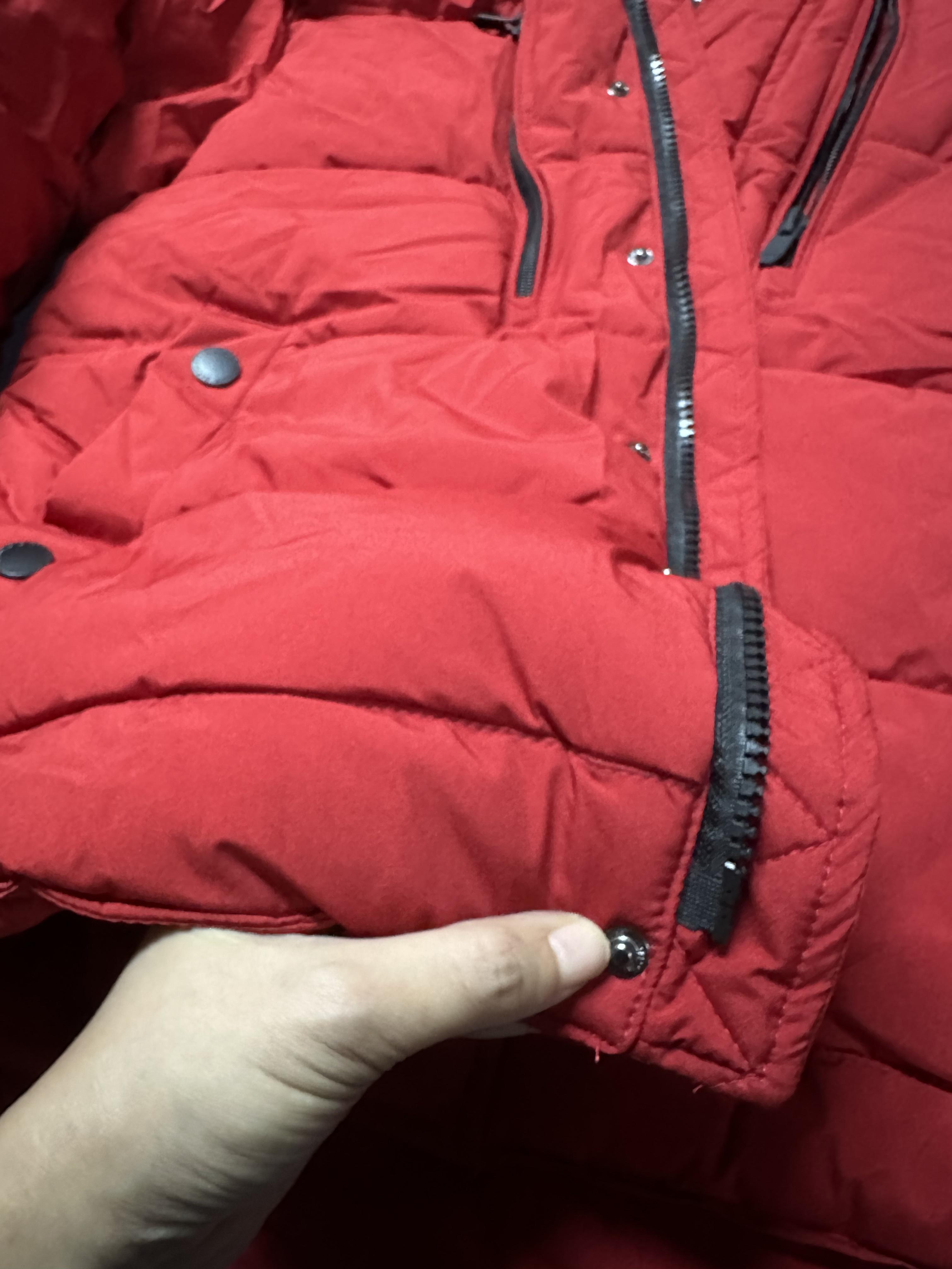 เสื้อกันหนาว เสื้อฮู้ดเฟอร์ บุนวมอุ่น สีขาว แบรนด์ SMOG (padded puffer coat ขาว