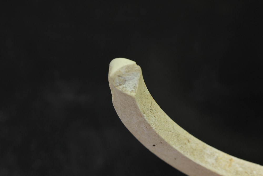 กำไลเก่า กระบี่เก่า