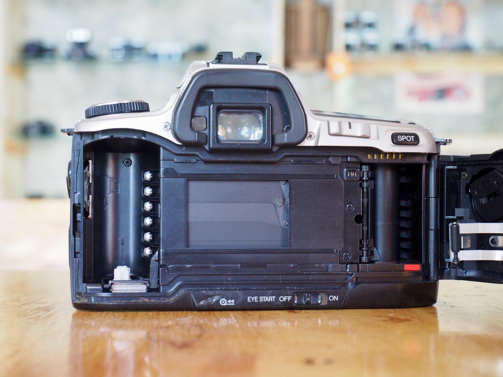 MINOLTA SWEET S TOKINA AF 28-80MM.F3.5-5.6 MACRO