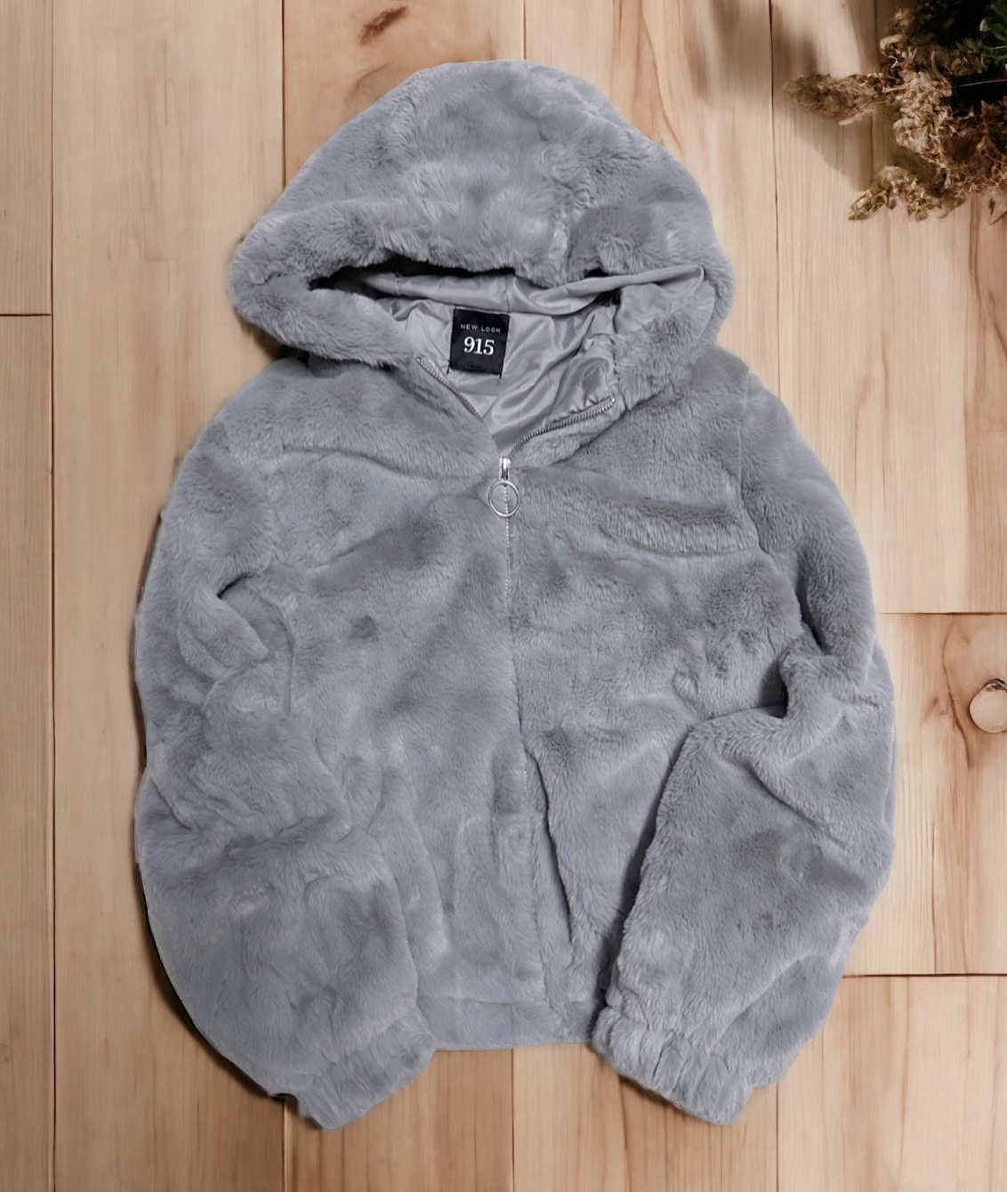 915 เสื้อเฟอร์กันหนาว หมวกฮู้ด เสื้อขน Fluffy coat แบรนด์ New look 915สำเนา เทา