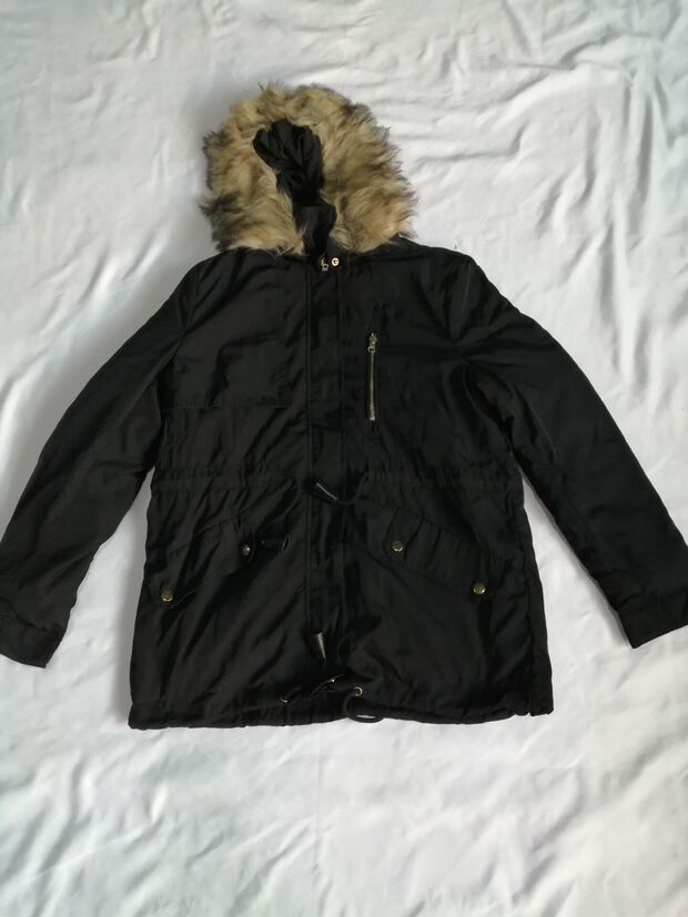 Only เสื้อโค้ทฮู้ดกันหนาว เสื้อปาร์กา parka สีดำ แบรนด์Only (ขนเฟอร์ถอดได้ค่ะ) ดำ