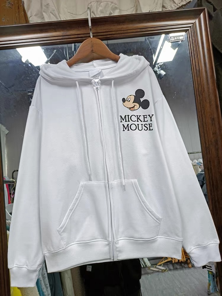 เสื้อฮู้ด สเวตเตอร์ กันหนาว Mickey&friends disneyland 70 anniversary สำเนา ชมพู
