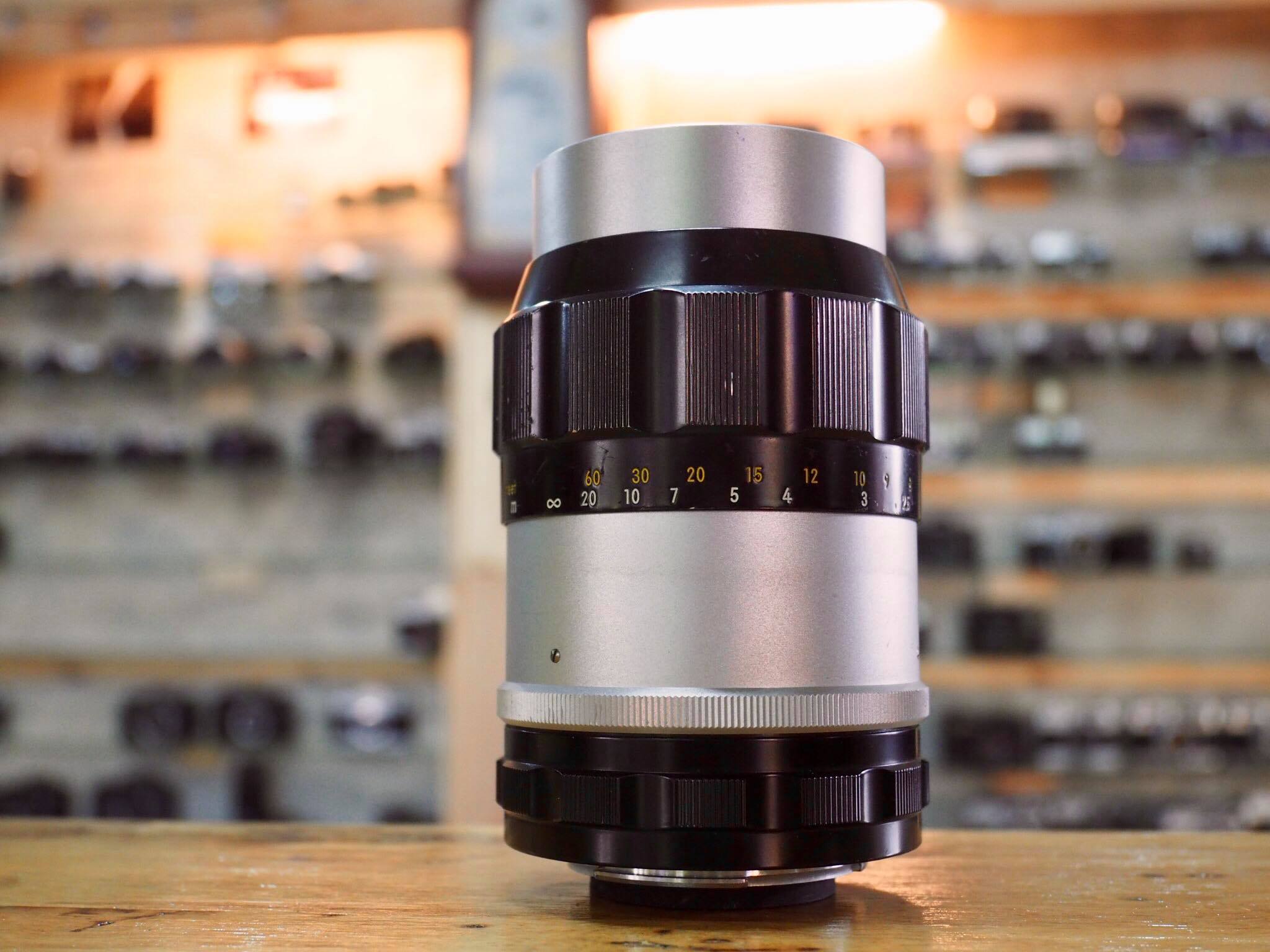 NIKKOR-Q Auto 135MM. F3.5 NON Ai MOUNT