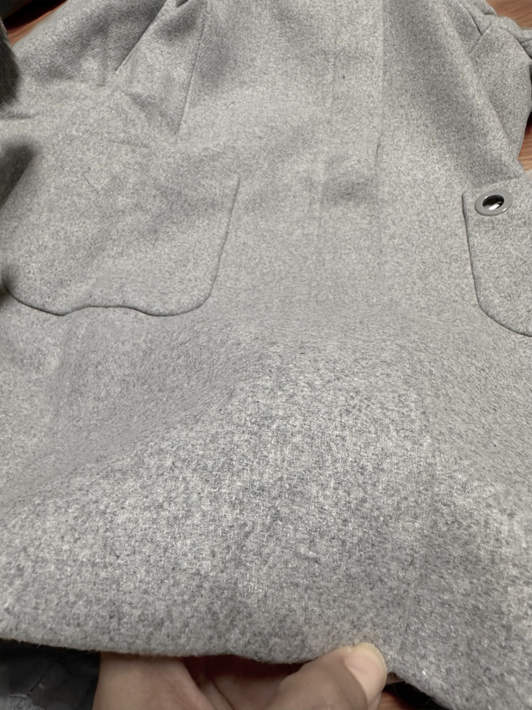 เสื้อโค้ท peacoat เสื้อโค้ทเฟอร์ โค้ทสักหลาดสีเทาอ่อน แบรนด์ La chapelle