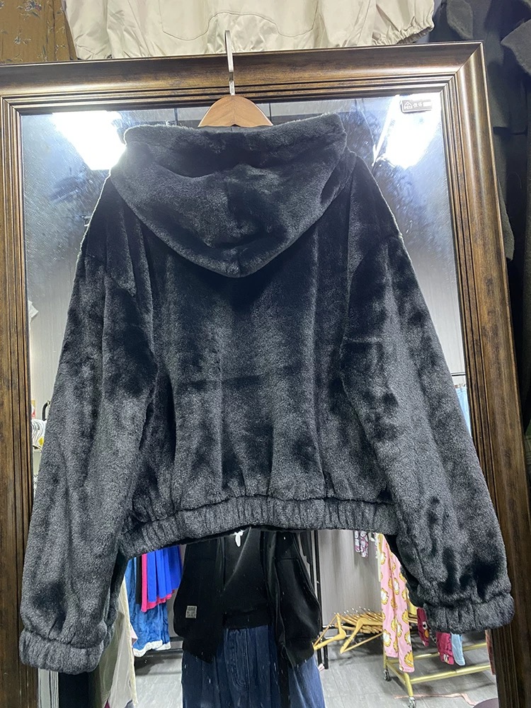 Brich&Stone เสื้อโค้ทเฟอร์ ลายเสือ กันหนาว เสื้อขนเฟอร์ ลายเสือ แบรนด์ NEW LOOK เนื้อขนนุ่มละเอียด นิ่มมากค่ะแบรนด์ สำเนา สำเนา สำเนา สำเนา สำเนา ลายเสือ