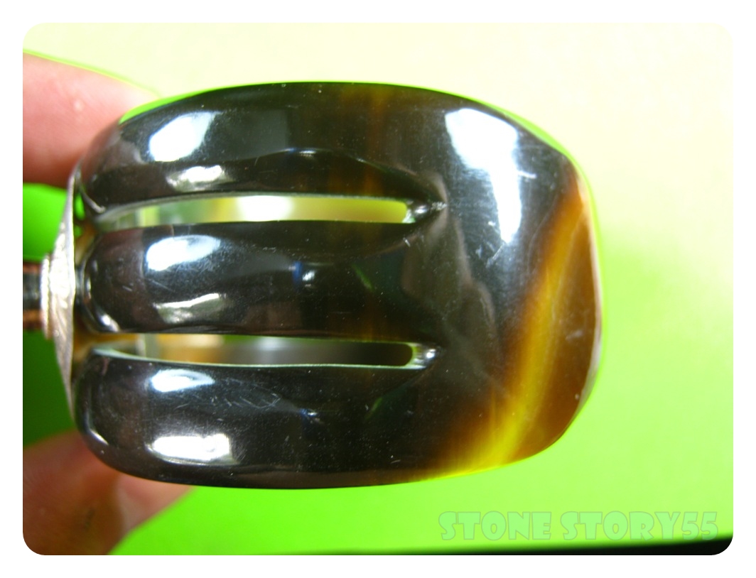 กำไลกระ จับเงินฝังพลอย(ขายแล้ว)