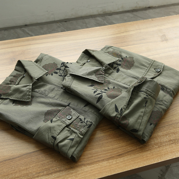 H&m เสื้อทหาร เสื้อเขียวทหาร ลายดอก เสื้อนอกแนวทหาร H&M (ตัดป้าย) แพทเทินสวย เท่ห์มาก คะ Size M สำเนา สำเนา เขียว
