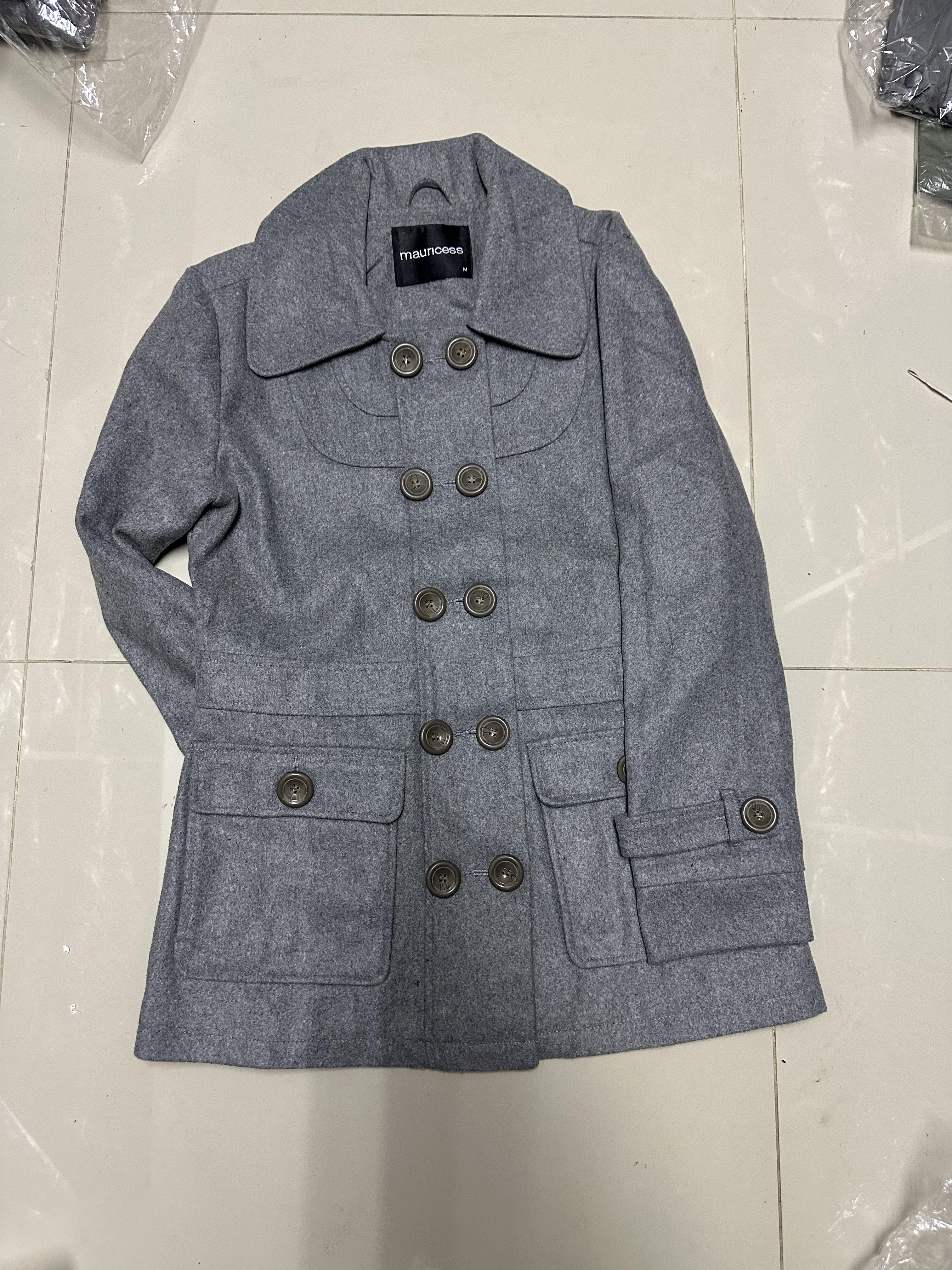 เสื้อโค้ท เสื้อกันหนาว เนื้อผ้าสักหลาดวูล Peacoat สีเทา แต่งกระดุมสองแถว แบรนด์ MAURICES