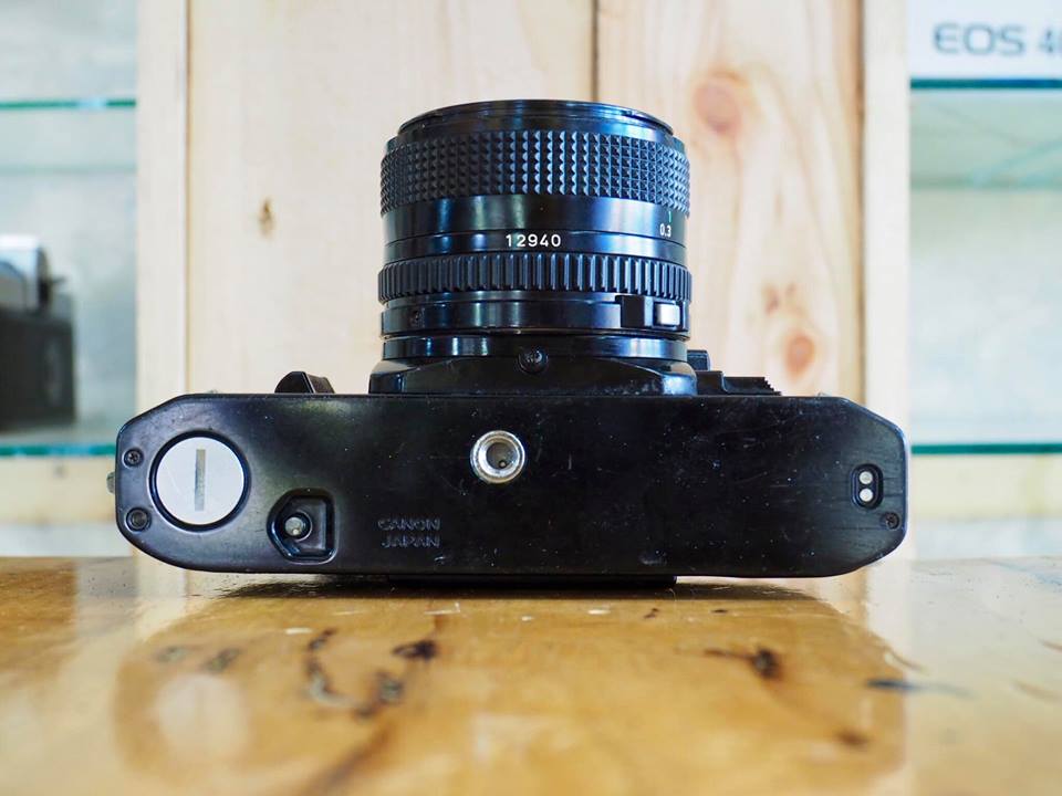 CANON AE-1 CANON LENS FD 28MM.F2.8