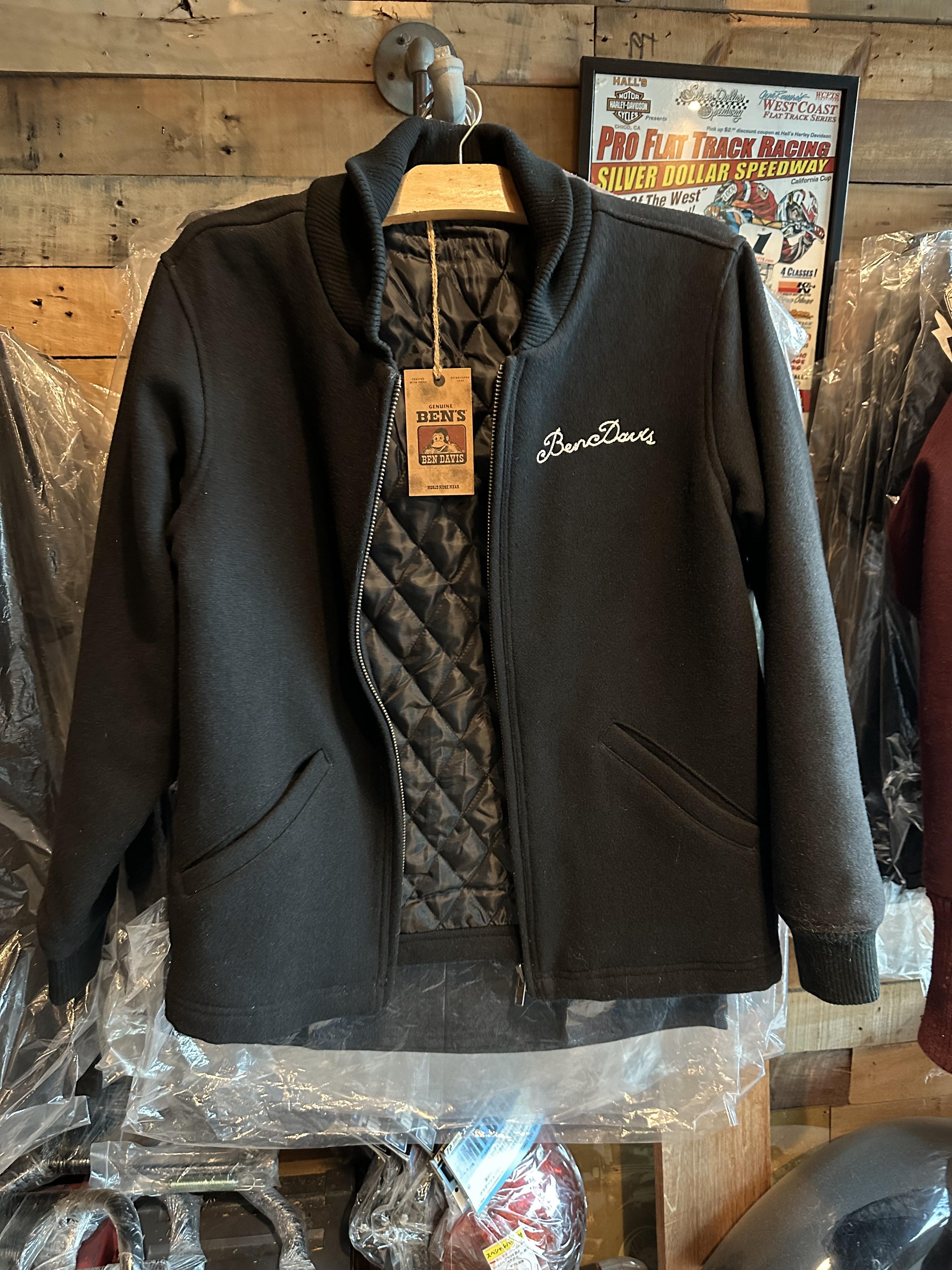 Ben davis เสื้อนอก เสื้อแจ็คเก็ต ผู้ชาย แบรนด์ Ben davis แท้ สีดำ เนื้อสักหลาด กันหนาว งานแท้ สวย เท่ห์ มาก คะ Size L/XL/XXL สำเนา สำเนา สำเนา ดำ