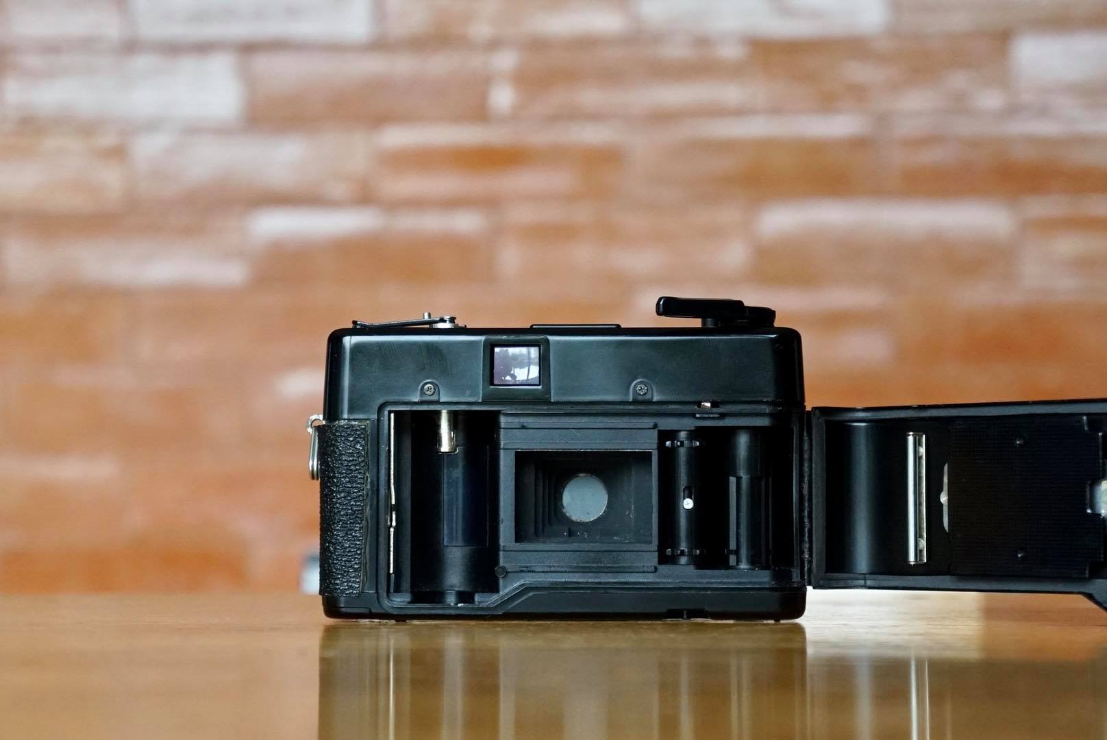 YASHICA FLASHER