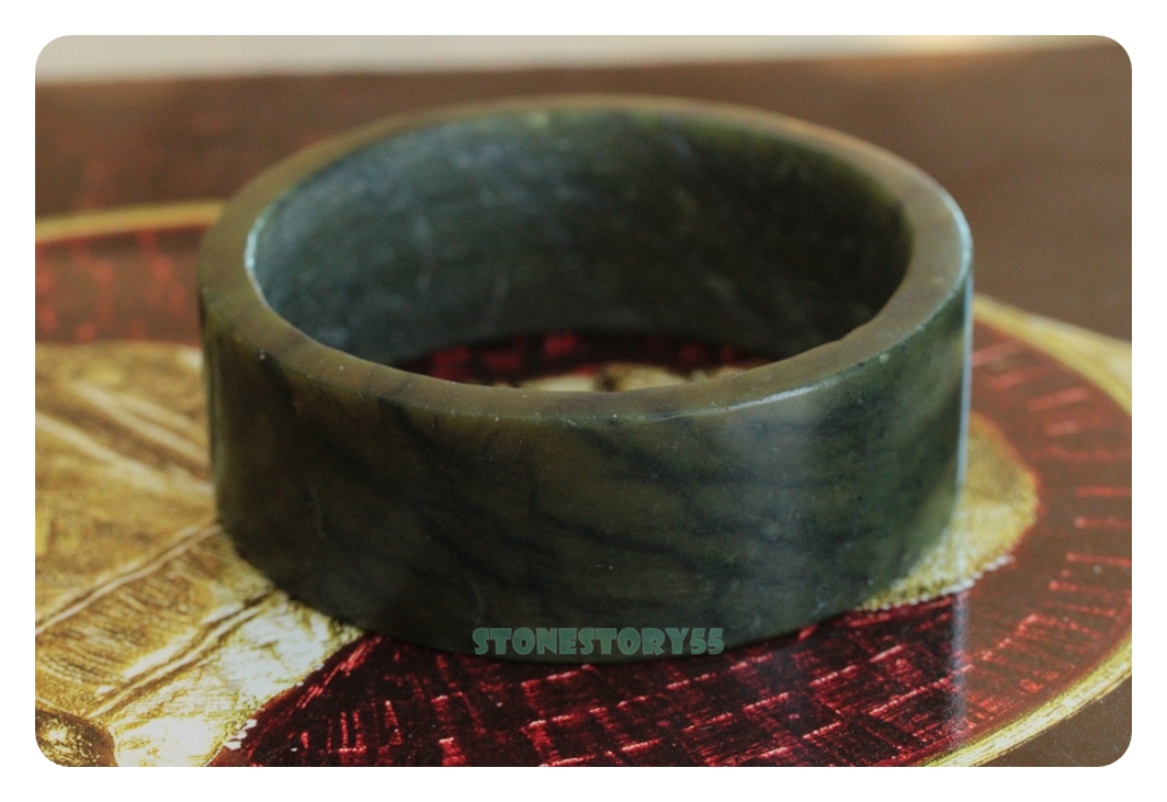 กำไลหยกลพบุรี ขายแล้ว