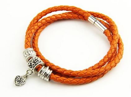 สร้อยข้อมือ Diy ห้อยจี้ สไตล์ Pandora สร้อยข้อมือ ผู้หญิง หนังแท้ แบบเท่ ๆ มีสไตล์ สร้อยข้อมือวัยรุ่น ห้อยจี้หัวใจ เงิน 925 แบบสวยเท่ 132971