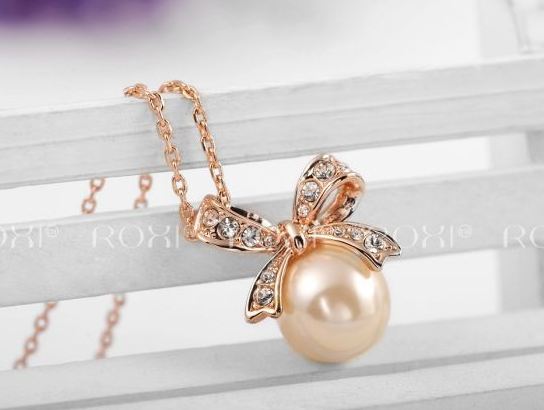 สร้อยคอผู้หญิง สร้อยคอ ทอง 18 K พร้อมจี้ โบว์ ฝังเพชร CZ AAA ติดไข่มุก แสนสวย สร้อยเงิน ใส่ออกงาน สไตล์ คุณหนู ไฮโซ 588722