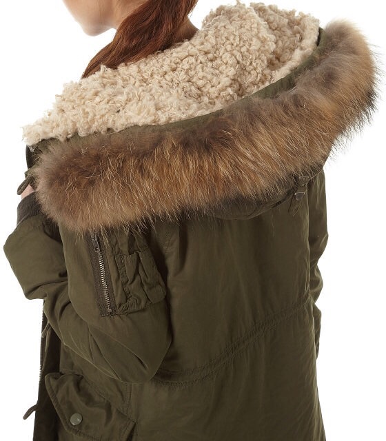 Moussy เสื้อกันหนาว ติดฮูท เสื้อcoat แบรด์ดัง ญี่ปุ่น MOUSSY japan สีเขียวทหาร แต่งขนสีครีมน้ำตาลด้านในทั้งตัว (ขนด้านในถอดใส่ได้ทั้งชิ้นเลยคะ มีกระดุม เกี่ยวให้ด้านในคะ) *ไม่มีขนเฟอร์ปลายหมวกนะคะ*
