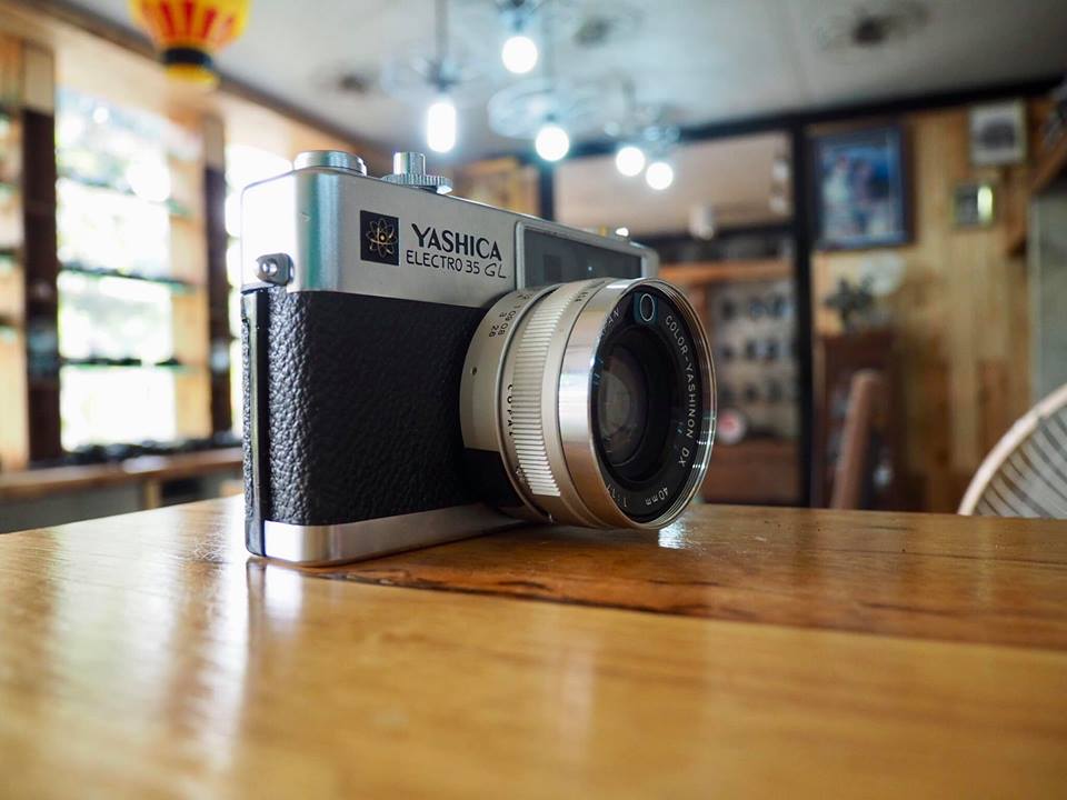 YASHICA ELECTRO35 GL YASHICA COLOR-YASHINON DX 40MM.F1.7