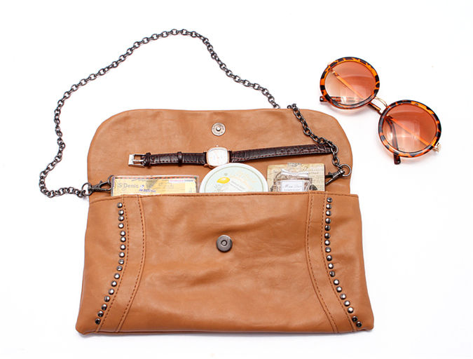 กระเป๋า Clutch มือ TONI BIANCO แบรนด์สุดหรูออสเตรเลีย สีน้ำตาลอ่อน หนังหรูสุดนุ่ม สายโซ่ ถอดใส่ได้คะ