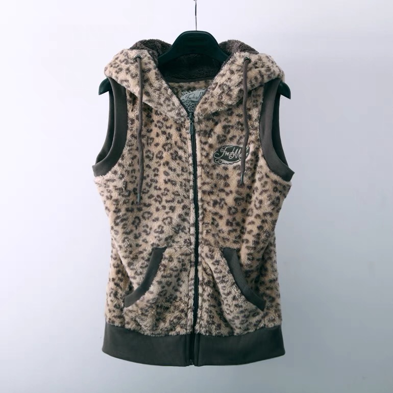 Fresh made เสื้อกั๊กฮู้ด เฟอร์ กันหนาว ลายเสือ แต่งฮู้ด ขนนุ่ม Fresh made ลายเสือ