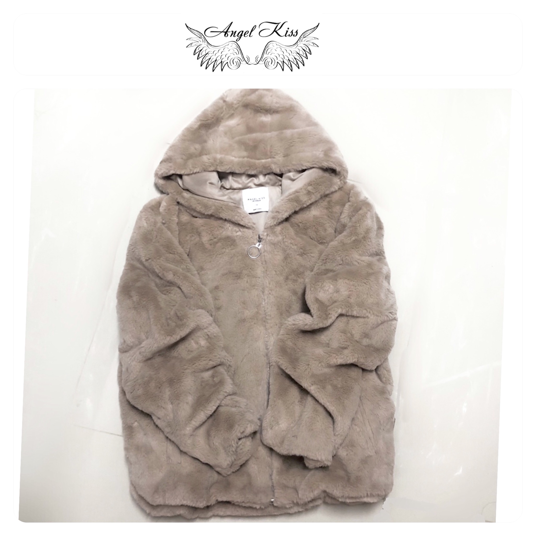 Angel kiss เสื้อเฟอร์กันหนาว หมวกฮู้ด เสื้อขน แบรนด์ ANGEL KISS (FLUFFY COAT) สำเนา น้ำตาลนู้ด