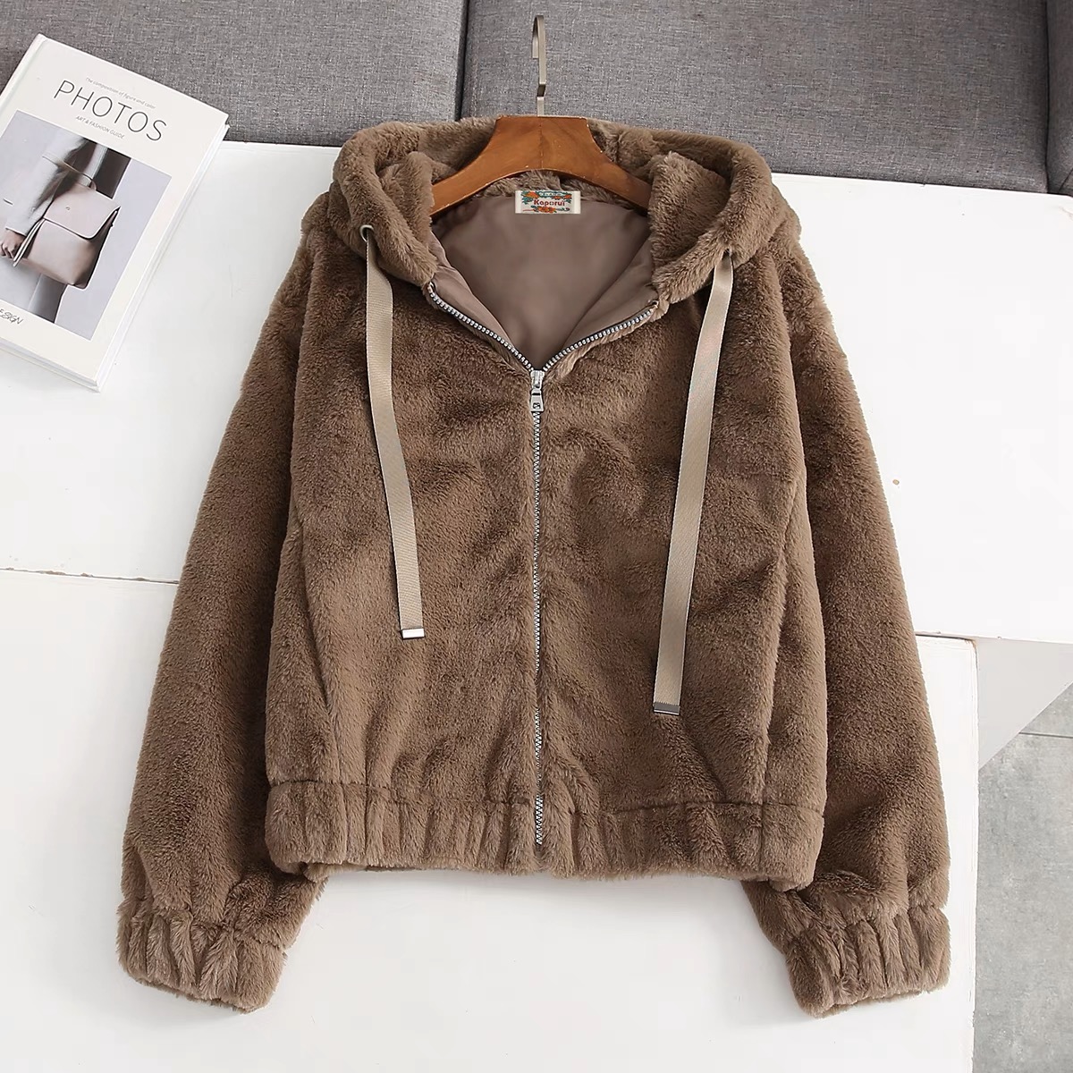 Page one เสื้อเฟอร์กันหนาว หมวกฮู้ด เสื้อขน Fluffy coat แบรนด์ page One ดำ