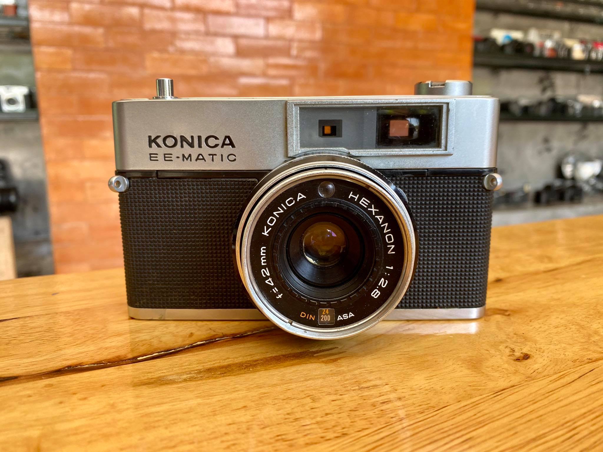 KONICA EE MATIC DELUXE 2 KONICA HEXANON 42MM.F2.8