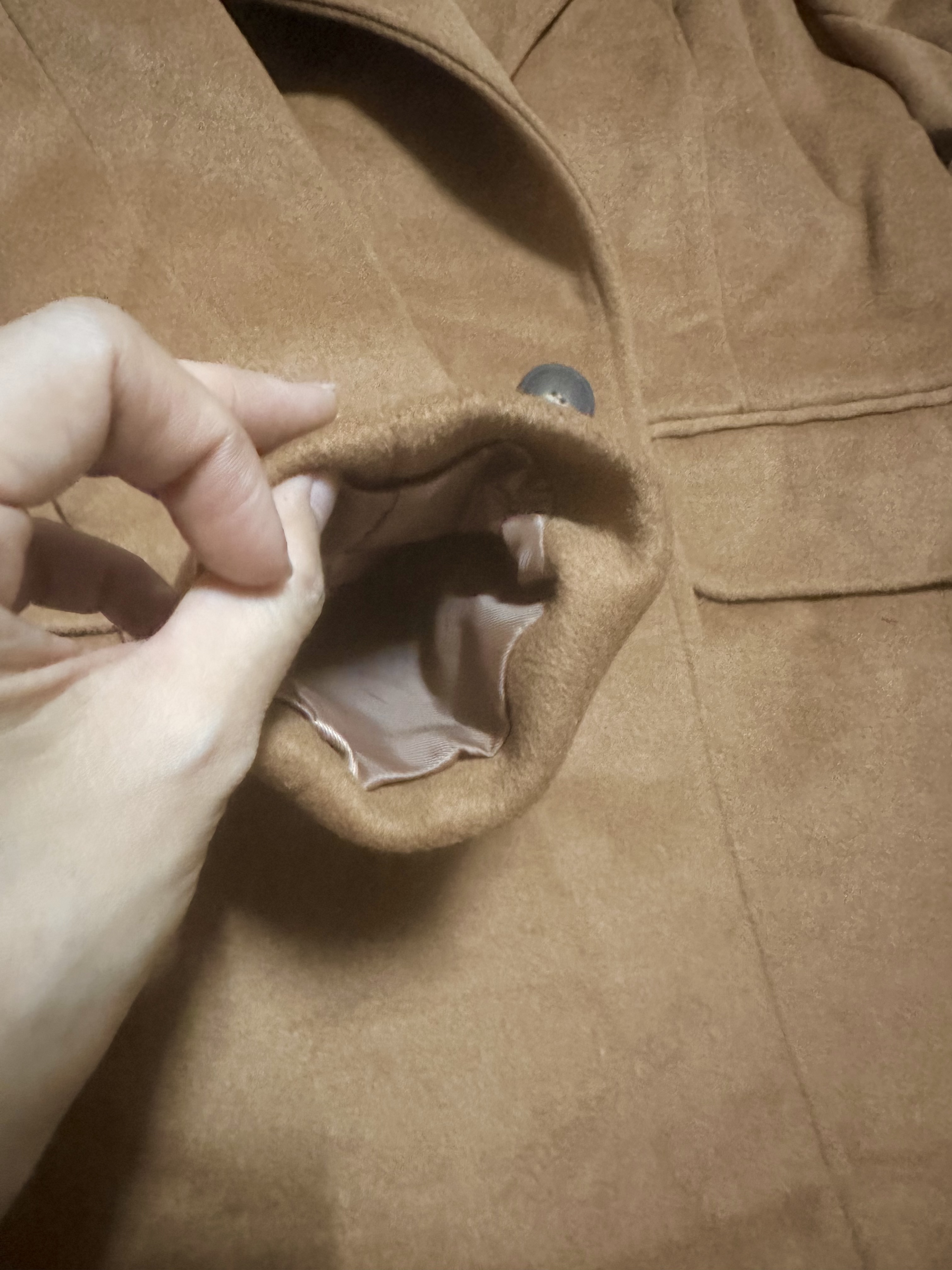 Love tree เสื้อโค้ทกันหนาว เสื้อกันหนาว overcoat โค้ทวูล สีcamel belt coat สีครีมเบจ แบรนด์ RIVER ISLAND Camel