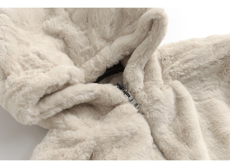 Page one เสื้อเฟอร์กันหนาว หมวกฮู้ด เสื้อขน Fluffy coat แบรนด์ page One สำเนา ดำ