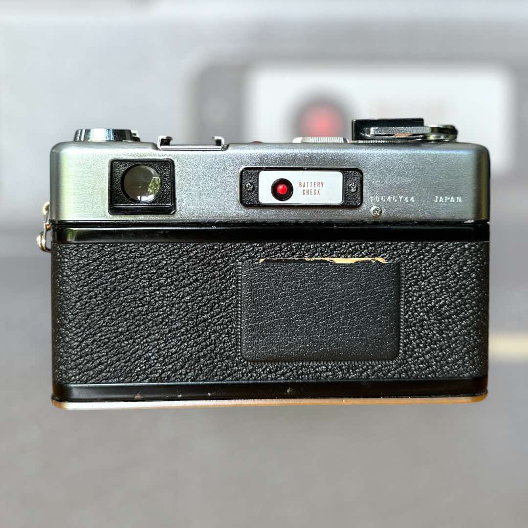 YASHICA ELECTRO 35 GS YASHICA COLOR YASHINON DX 45MM.F1.7