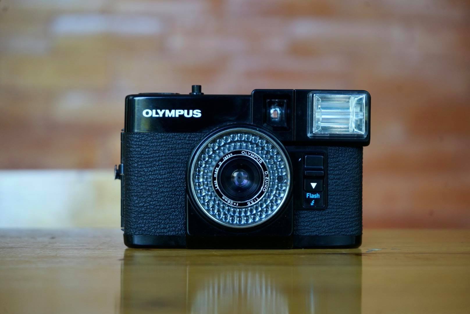 OLYMPUS PEN EF OLYMPUS D.ZUIKO 28MM.F3.5