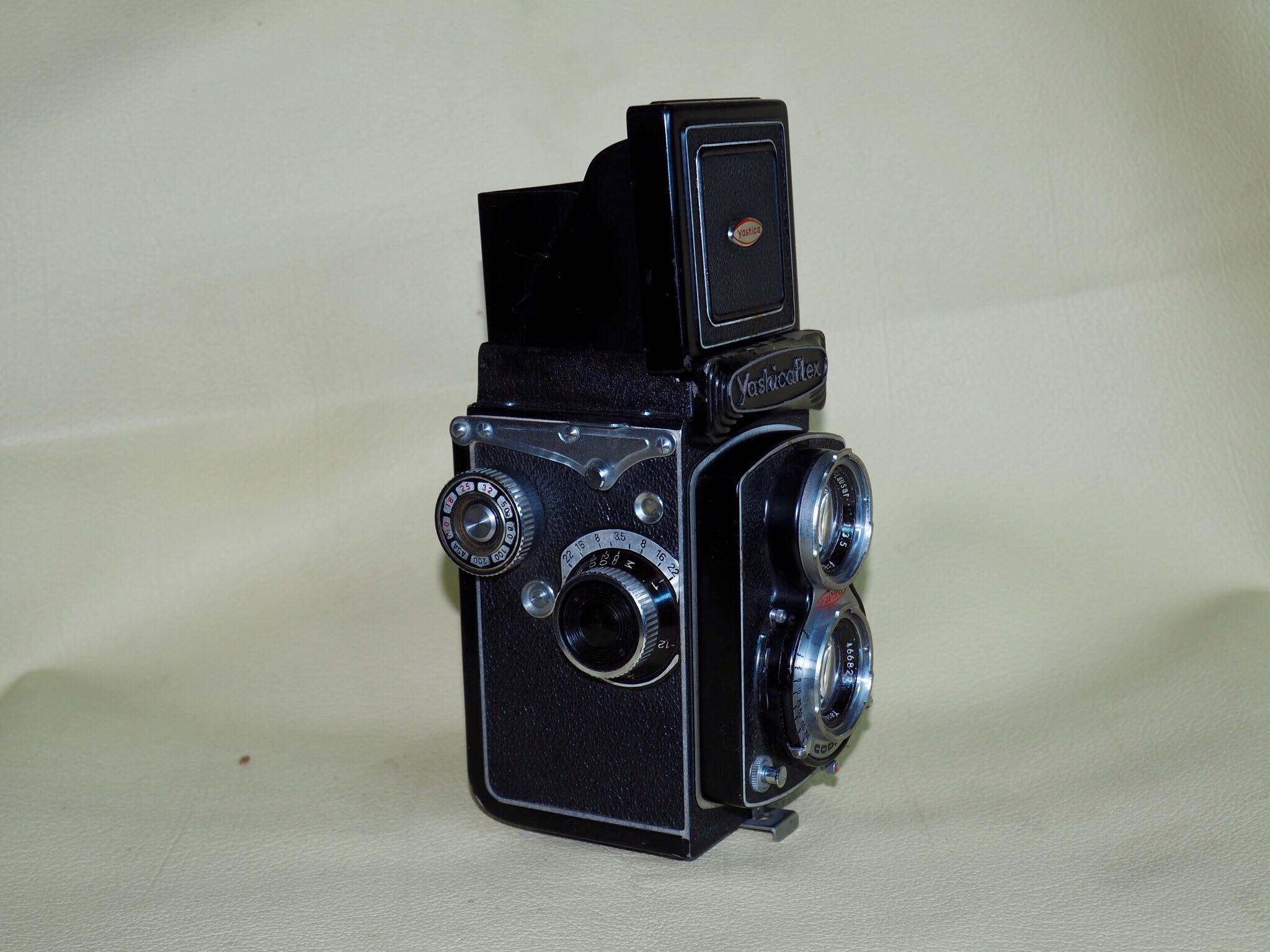 YASHICAFLEX MODEL C YASHIKOR 80MM.F3.5