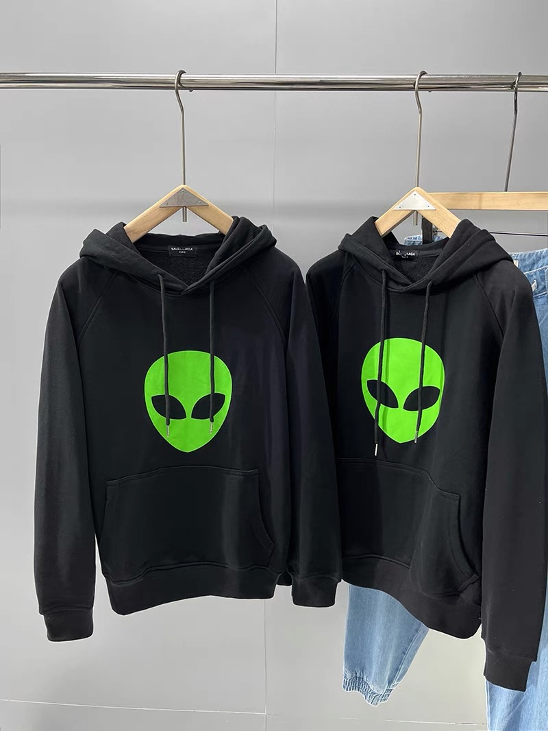Disney เสื้อวอร์มฮู้ด แขนยาว สีดำ สกรีน ALIEN เอเลี่ยน งาน BALENCIAGA บาเลนเซียก้า ดำ