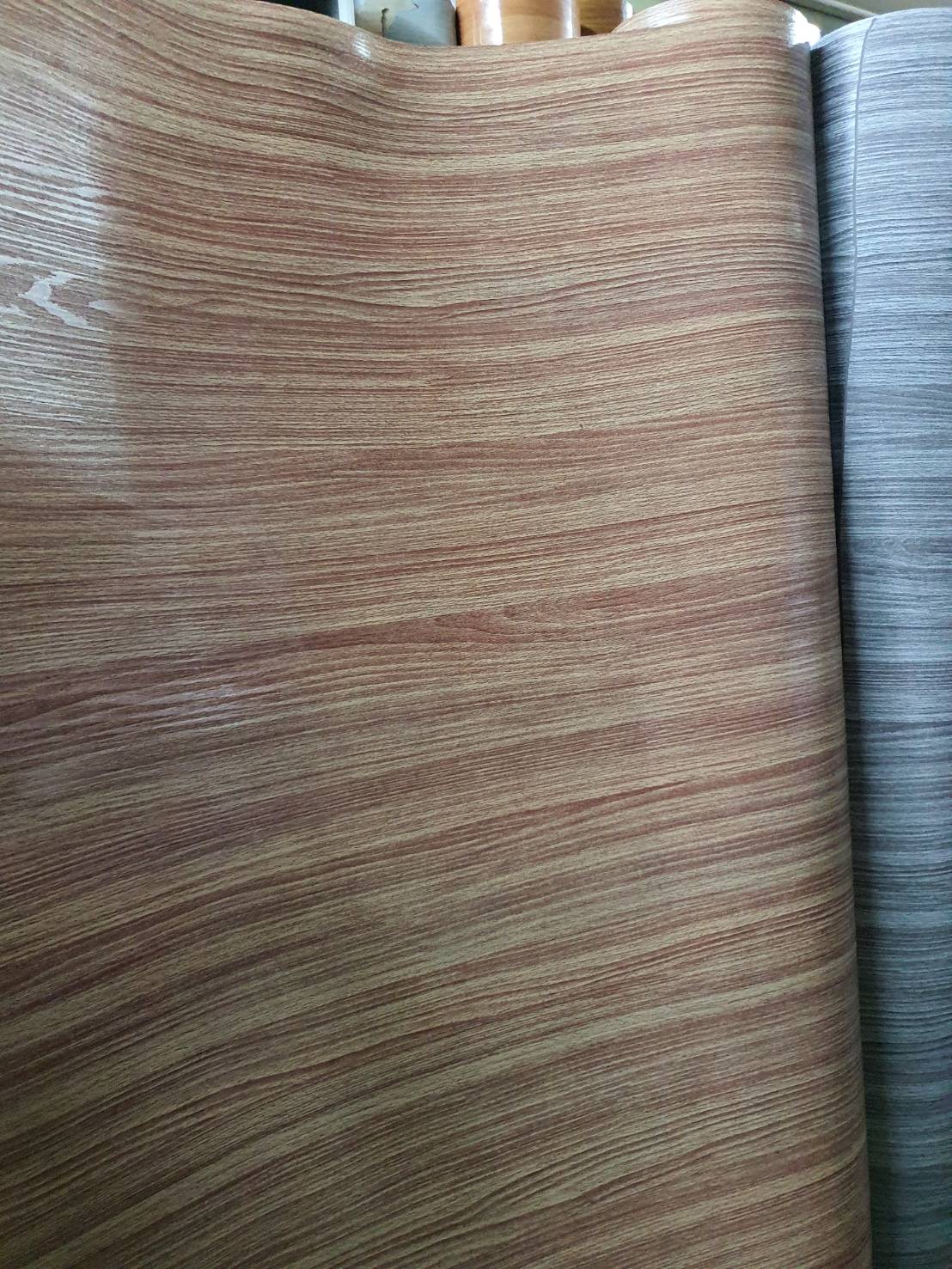 เสื่อน้ำมัน ลายมาใหม่ 1 พฤษภาคม 2566