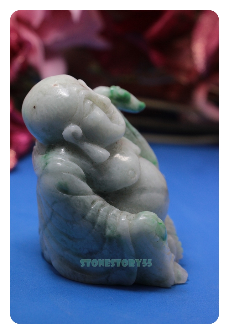 หยกแกะสลักพระสังกัจจายน์