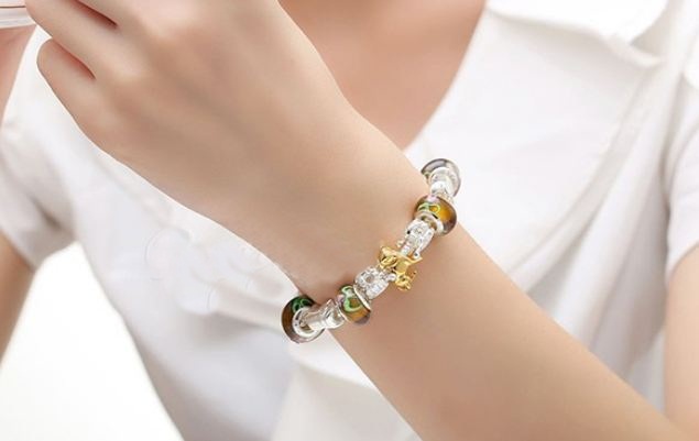 สร้อยข้อมือ Diy สไตล์ Pandora สร้อยข้อมือ ผู้หญิง Hand made ร้อย Bead สีน้ำตาลส้ม ห้อยจี้ สุนัข สีทอง ของขวัญ สำหรับ คนเกิดปีจอ 379122