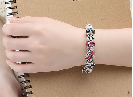 สร้อยข้อมือ Diy สร้อยข้อมือ Charm สไตล์ Pandora ติดคริสตัล ออสเตเรีย สีชมพู ทับทิม สีสวย ร้อย สลับ เม็ดบีด สีเงิน ห้อยจี้ดอกไม้ สวยหรู 758788