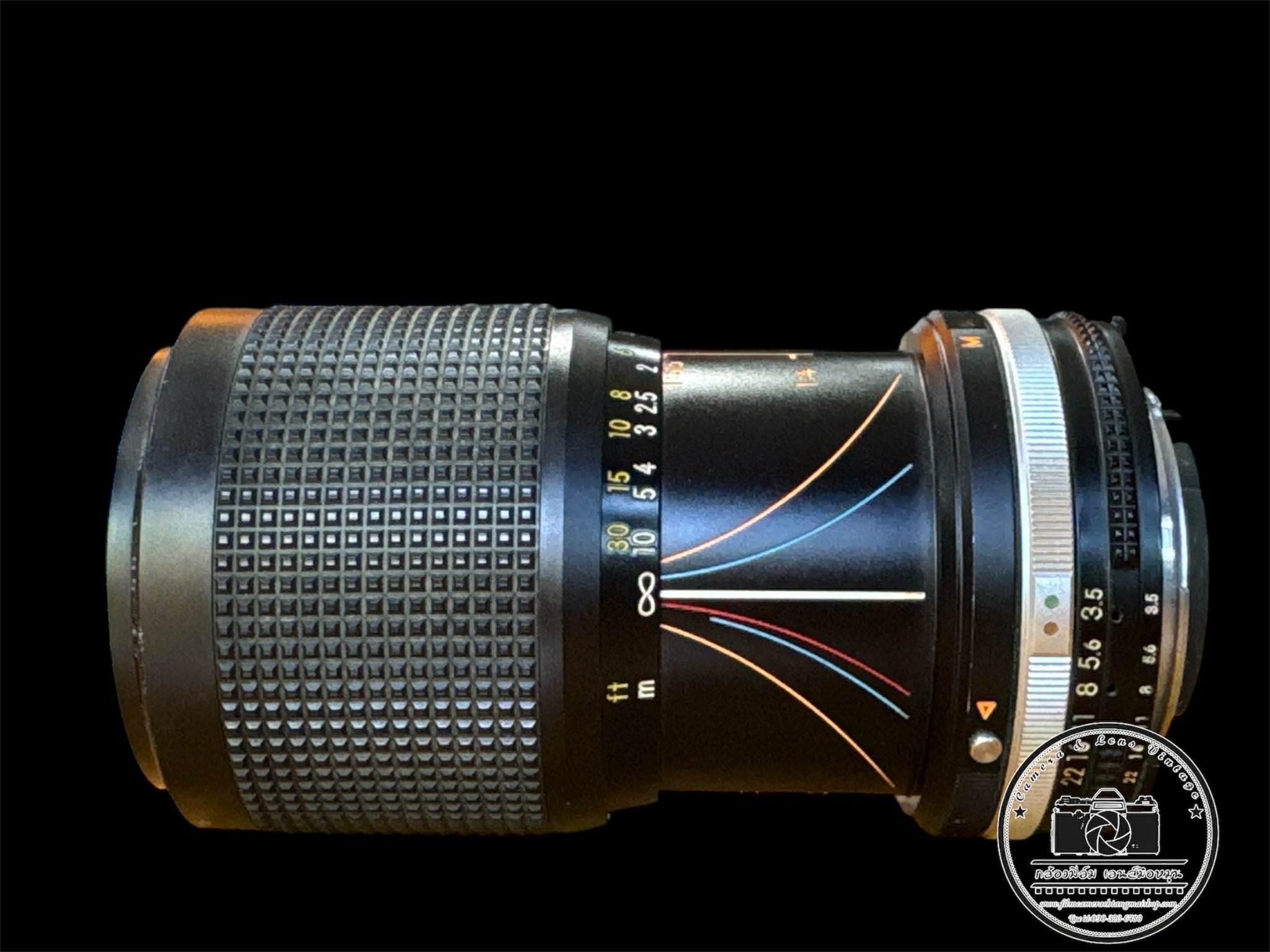 NIKON ZOOM NIKKOR 35-105MM.F3.5-4.5 MACRO AIS MOUNT