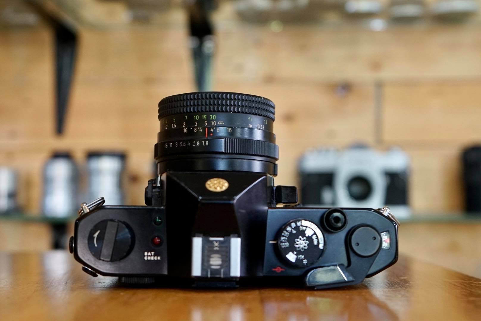YASHICA TL ELECTRO X PENTACON AUTO 50MM.F1.8 M42 MOUNT