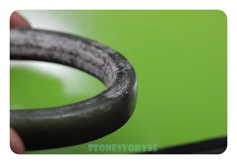 กำไลหยกลพบุรี บางเรียวสวย