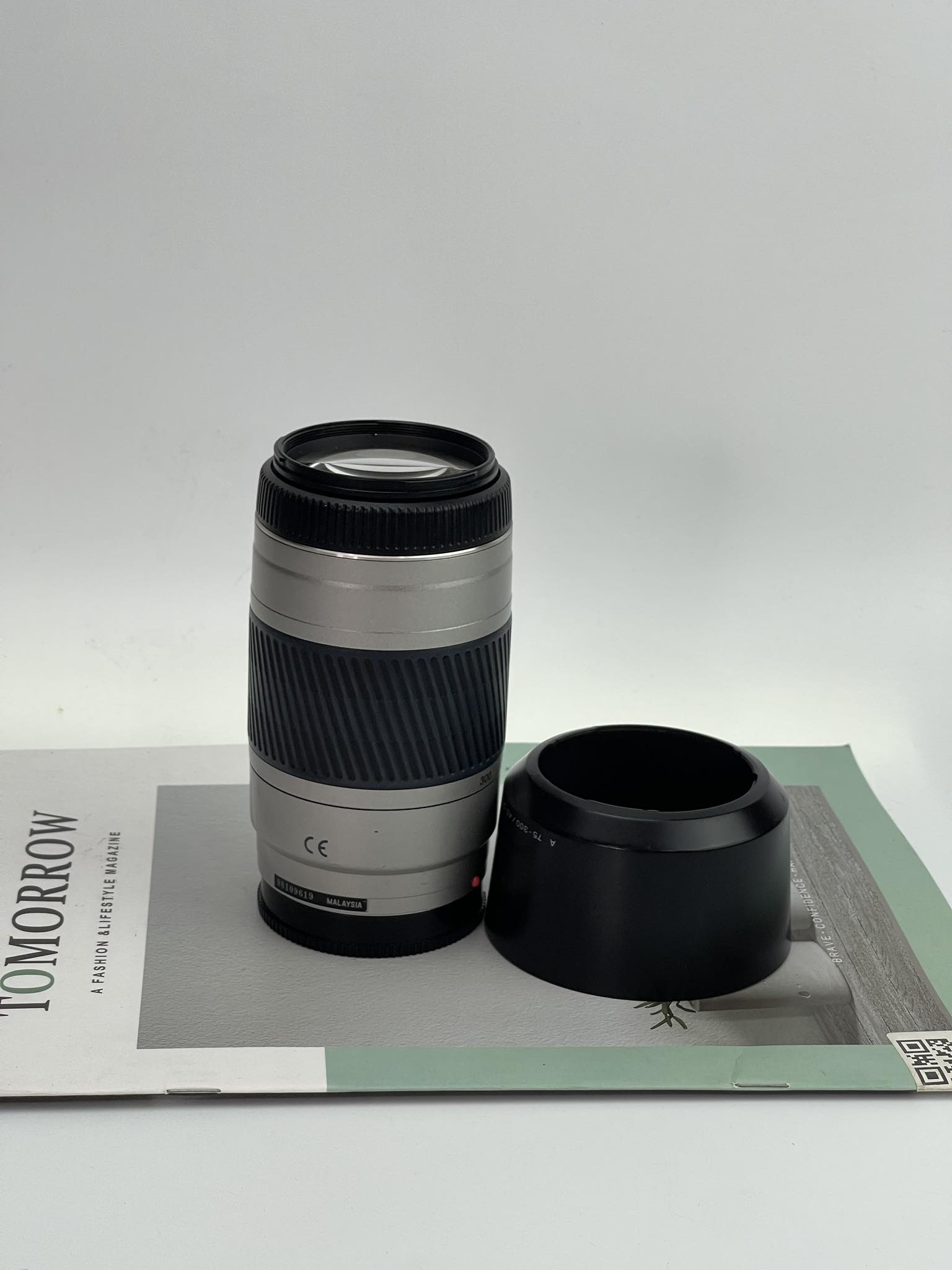 MINOLTA AF ZOOM 75-300MM.F4.5(32)-5.6(D) MA MOUNT