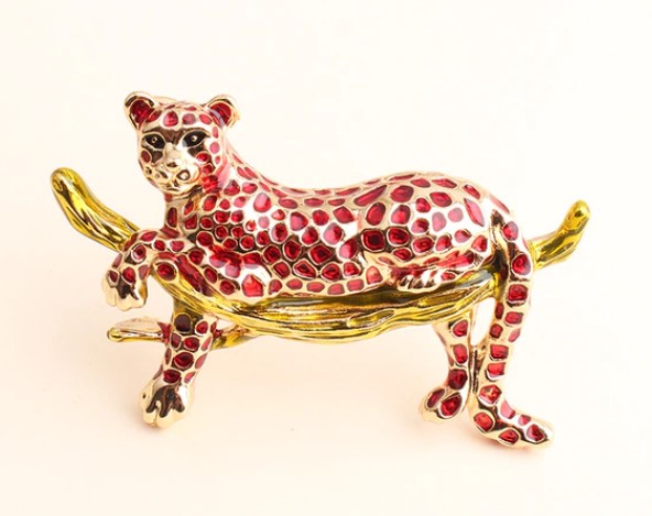 เข็มกลัดเสือดาว สวย เท่ มีสไตล์ เข็มกลัด รูป เสือดาว Leopard แบบน่าเกรงขาม เข็มกลัด งานดีไซน์ รูปสัตว์ 330024