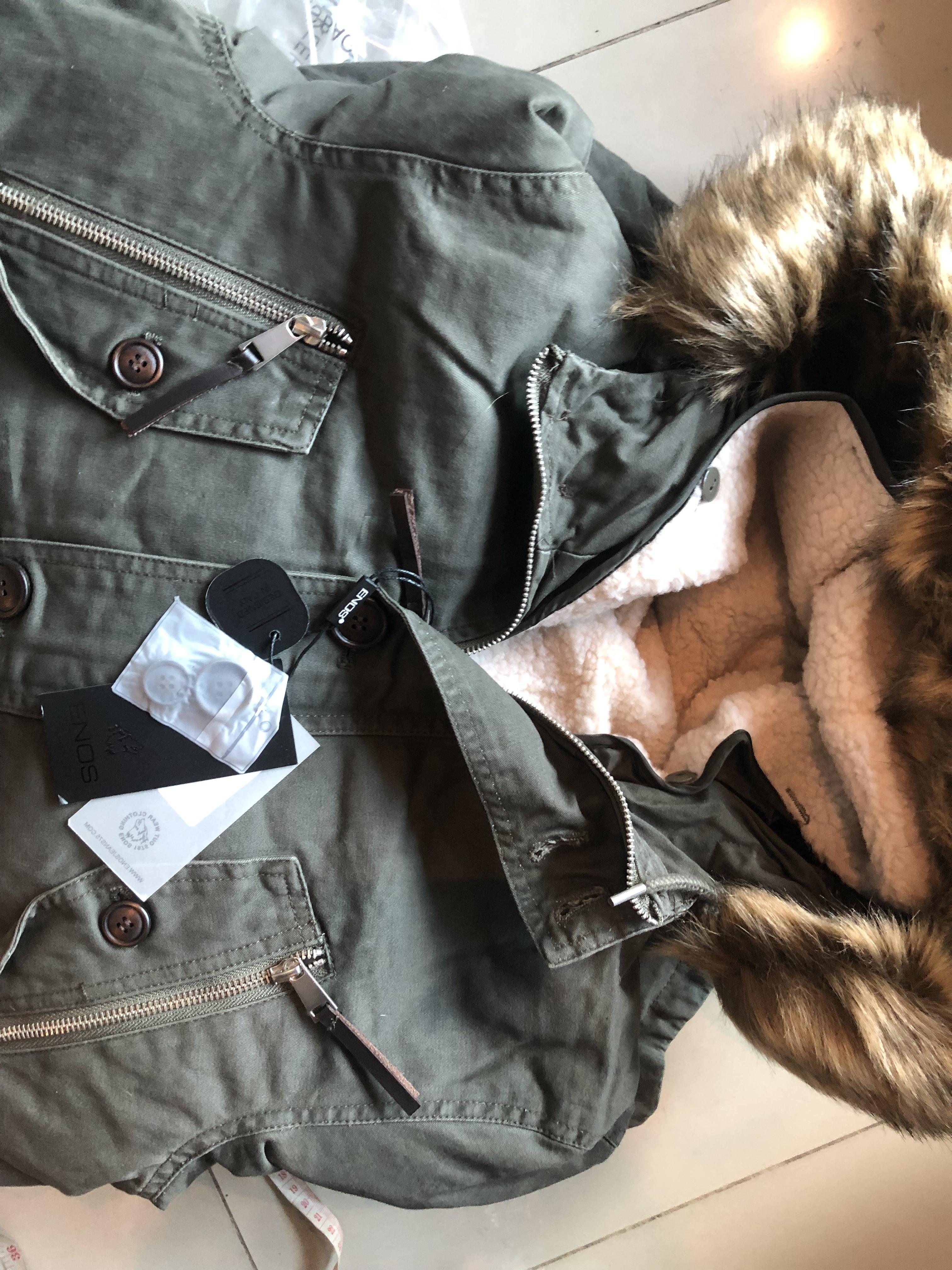 Enos jean75 เสื้อกันหนาว ติดฮูท เสื้อcoat แบรนด์ ENOS JEAN 75 แต่งซับขนอุ่นด้านใน (ขนด้านในถอดใส่ได้ทั้งชิ้นเลยคะ เขียว