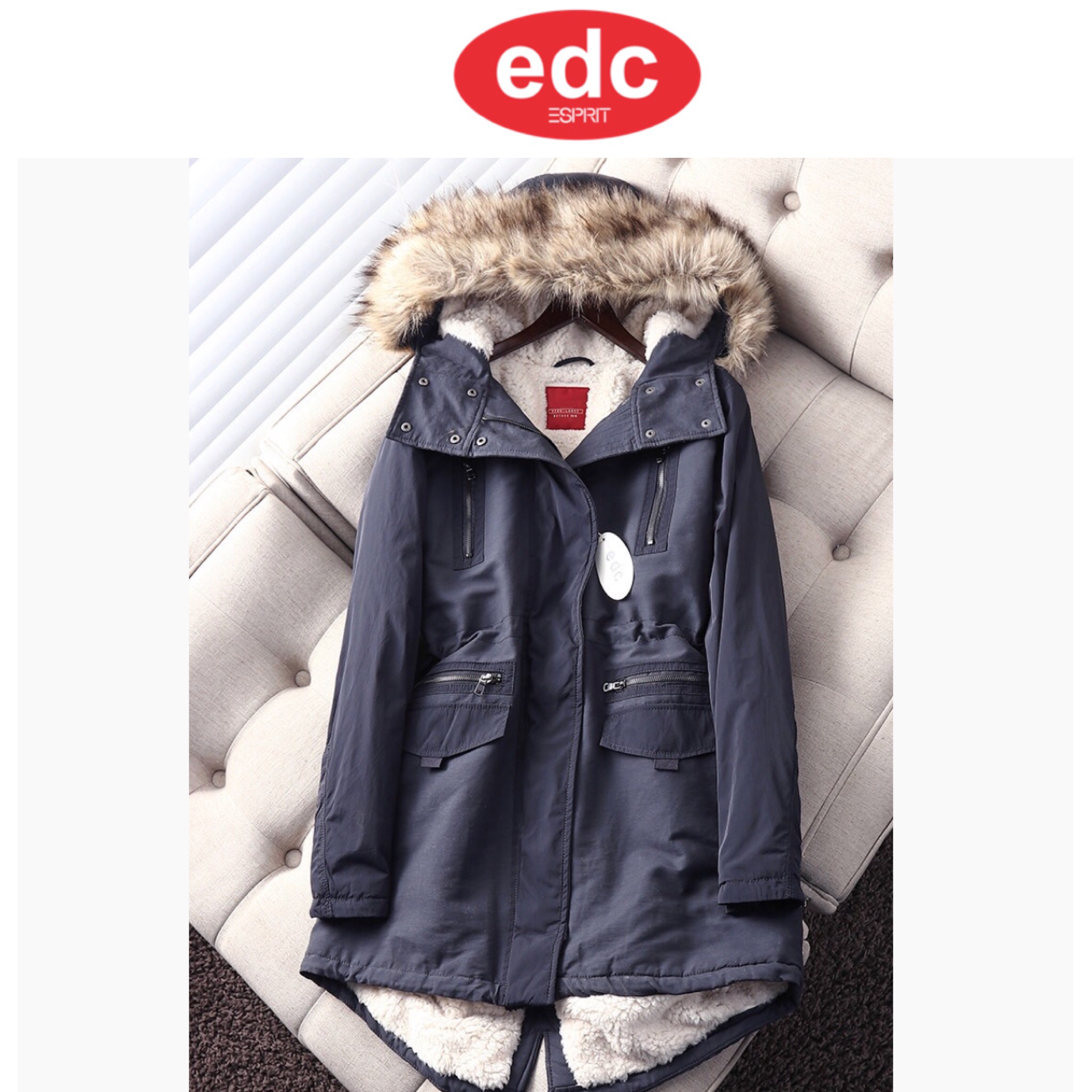 EDC BY ESPRIT เสื้อฮูท เสื้อโค้ทฮูท กันหนาว สีน้ำเงินกรม แต่งเฟอร์ แบรนด์ EDC BY ESPRIT แต่งซับขนอุ่น (ขนเฟอร์ถอดได้คะ) สำเนา สำเนา น้ำเงินกรม